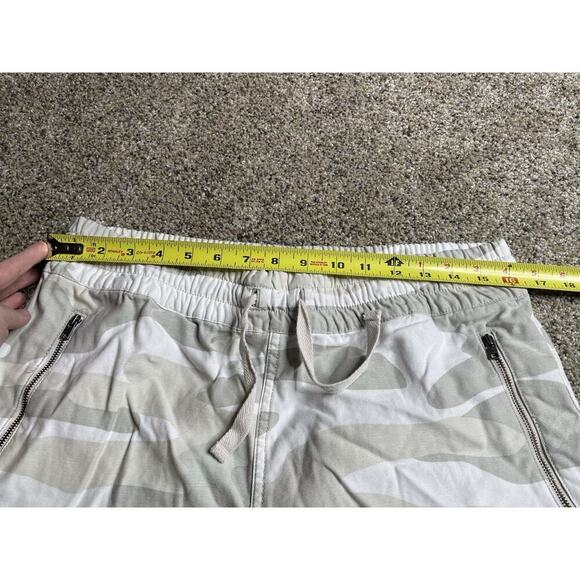 TNA Aritzia Sweatpants Womens Camo Jogger Boyfriend Fit Casual Pockets Large - Picture 8 of 8